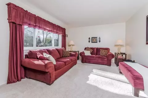 35210 Winslow St, Wayne, MI 48184 photo 4