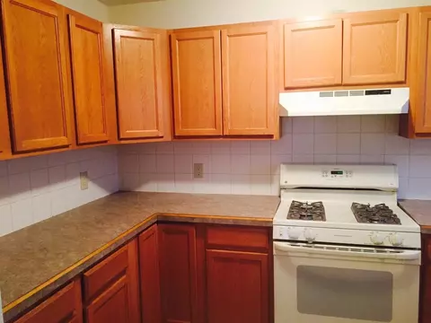 17155 Valade St, Riverview, MI 48193 photo 3