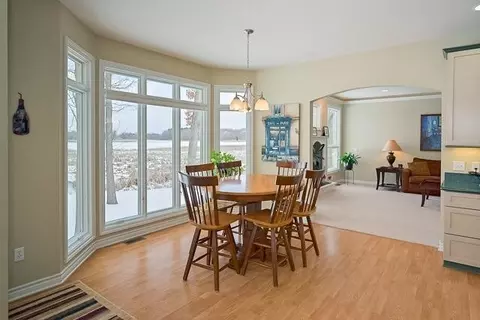 4447 Peninsula Dr, Jackson, MI 49201 photo 7