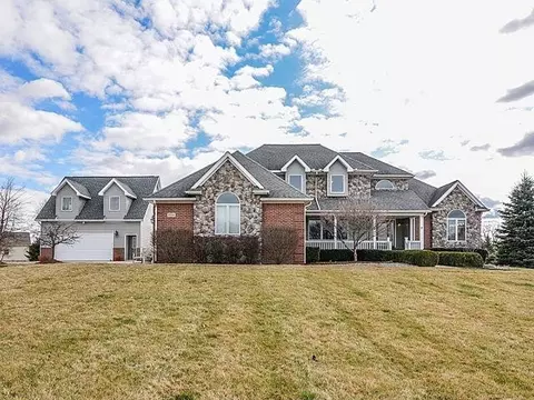 5755 Michael Dr, Saline, MI 48176 photo 1