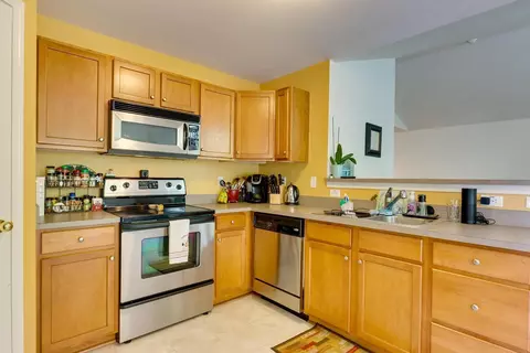 47668 Ormskirk Dr, Canton, MI 48188 photo 8