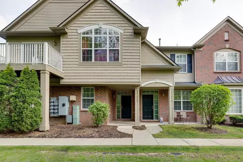 47668 Ormskirk Dr, Canton, MI 48188 photo 1