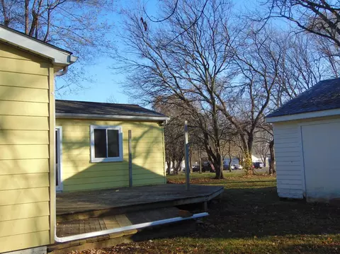 205 Ridgeway Rd, Jackson, MI 49202 photo 3