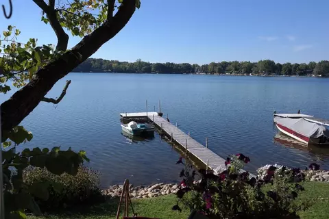7331 Webbs Shr, Gregory, MI 48137 photo 2