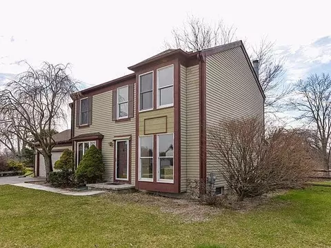 4015 Latchstring Ct, Saline, MI 48176 photo 5