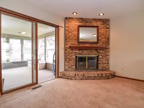 4015 Latchstring Ct, Saline, MI 48176 photo 9