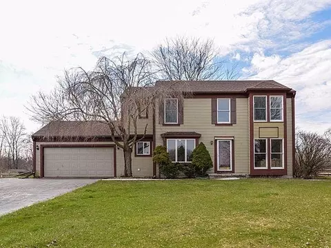 4015 Latchstring Ct, Saline, MI 48176 photo 1