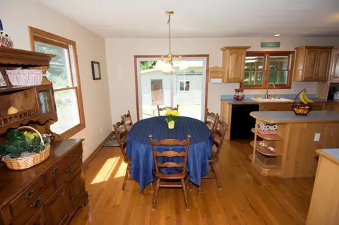 18795 Williamsville Rd, Gregory, MI 48137 photo 5