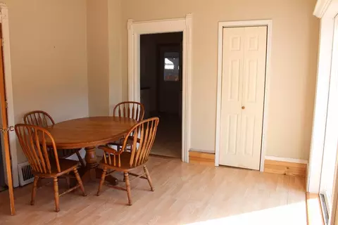 1035 Clinton, Jackson, MI 49202 photo 4