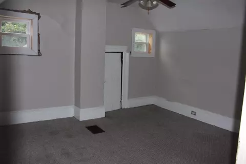 1035 Clinton, Jackson, MI 49202 photo 6