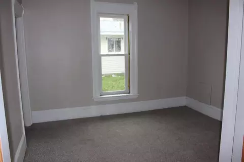 1035 Clinton, Jackson, MI 49202 photo 3