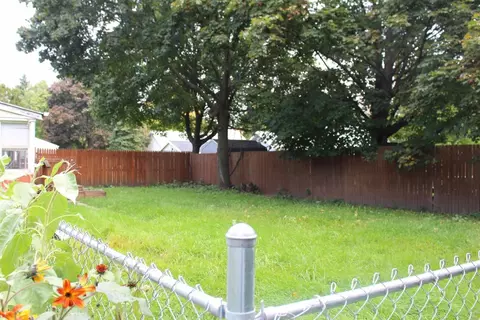 1035 Clinton, Jackson, MI 49202 photo 8