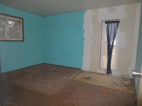 8752 Buerk Dr, Temperance, MI 48182 photo 9