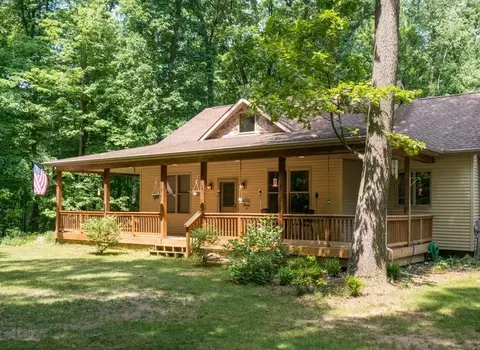 18362 Walnut Ln, Gregory, MI 48137 photo 3
