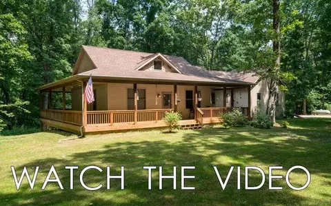 18362 Walnut Ln, Gregory, MI 48137 photo 1