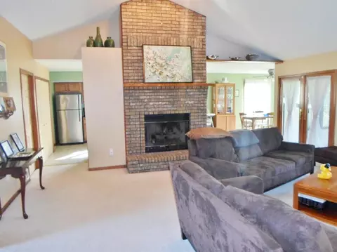 551 W Willis, Saline, MI 48176 photo 9