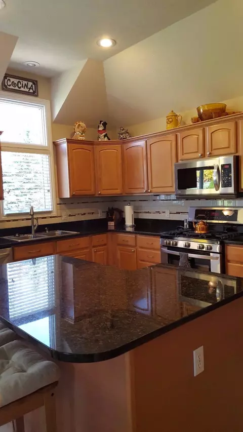 3 Coronado, Jackson, MI 49201 photo 6