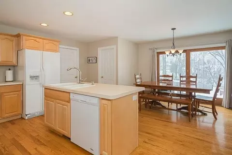 5653 Deer Run Ln, Dexter, MI 48130 photo 6