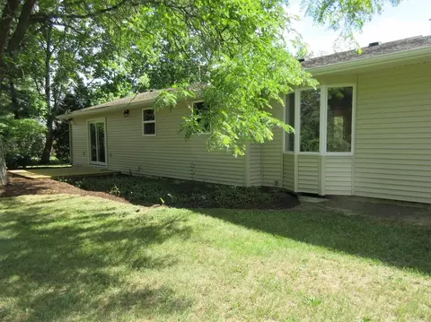 8638 Warner Rd, Saline, MI 48176 photo 7