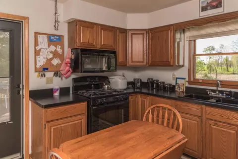 6341 Kennedy Rd, Munith, MI 49259 photo 3