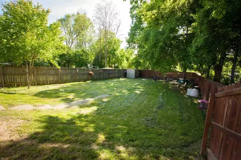 730 State St, Adrian, MI 49221 photo 4