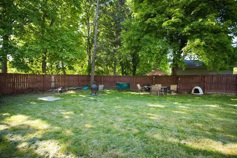 730 State St, Adrian, MI 49221 photo 6