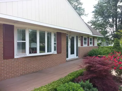6690 Ball Rd, Romulus, MI 48174 photo 4
