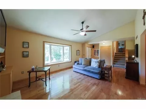 8348 Walsh Rd, Dexter, MI 48130 photo 5