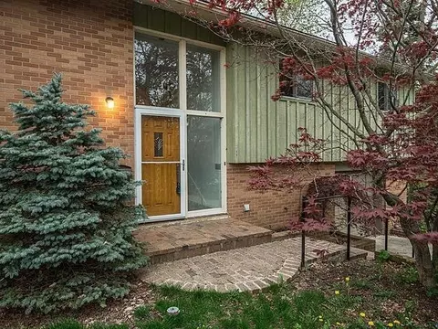2137 Stephen Ter, Ann Arbor, MI 48103 photo 2