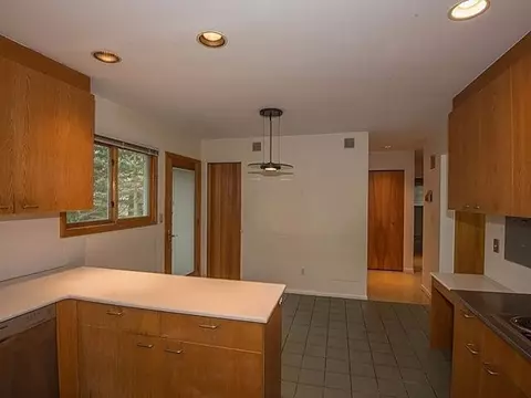2137 Stephen Ter, Ann Arbor, MI 48103 photo 10