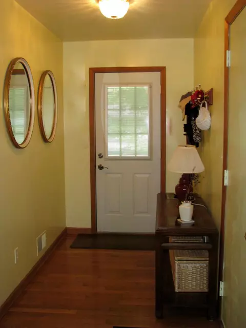 10674 Wolverine Dr, Pinckney, MI 48169 photo 4