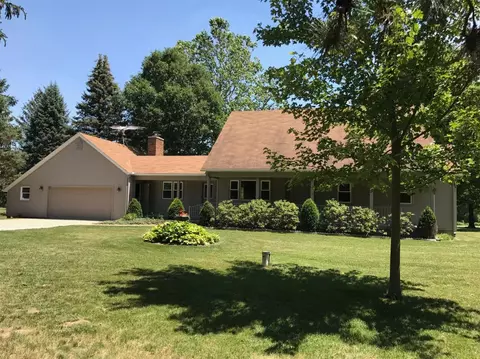 7515 Warner Rd, Saline, MI 48176 photo 1