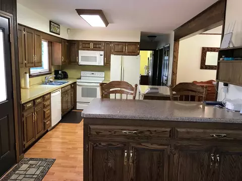 7515 Warner Rd, Saline, MI 48176 photo 9