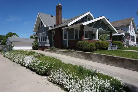 139 Arbor Ave, Monroe, MI 48162 photo 2