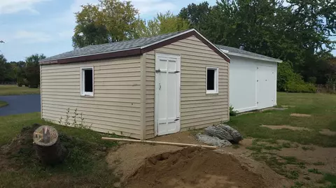 1636 E South St, Jackson, MI 49203 photo 2