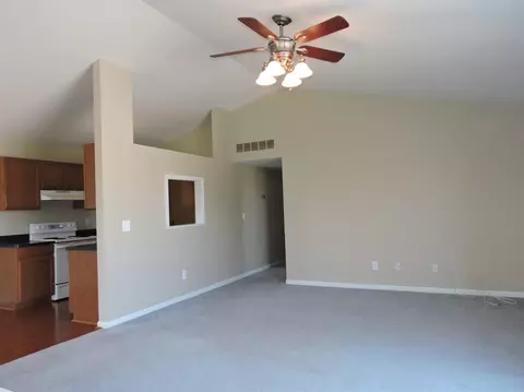 121 Commons Cir, Saline, MI 48176 photo 6