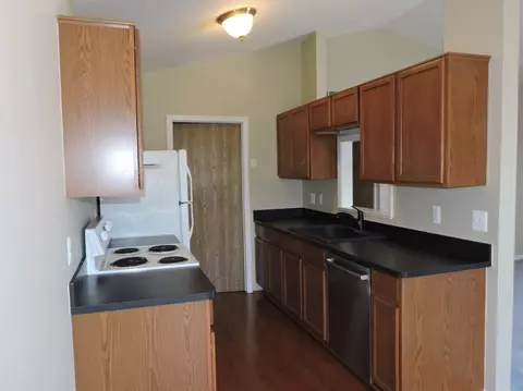 121 Commons Cir, Saline, MI 48176 photo 10