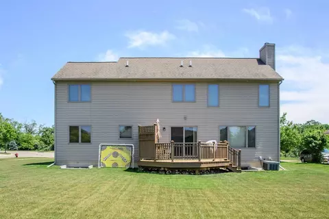 459 Exeter Ct, Saline, MI 48176 photo 6