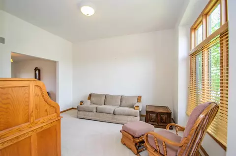459 Exeter Ct, Saline, MI 48176 photo 10