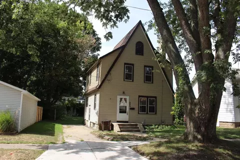408 Gilbert St, Jackson, MI 49202 photo 1