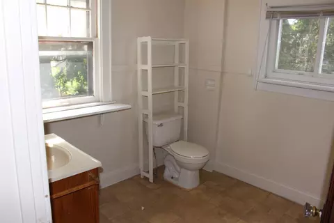 408 Gilbert St, Jackson, MI 49202 photo 9