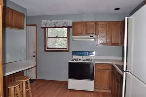 719 Brookside Dr, Ann Arbor, MI 48105 photo 4