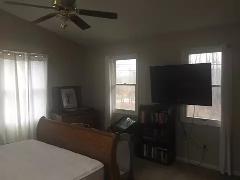 1204 E Vly, Adrian, MI 49221 photo 10