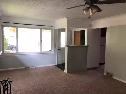 34851 Richard St, Wayne, MI 48184 photo 7