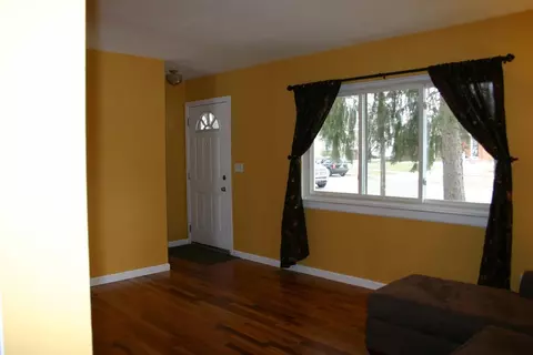 161 Tower Dr, Saline, MI 48176 photo 4