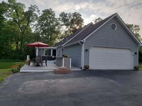 9635 Macon Rd, Saline, MI 48176 photo 3