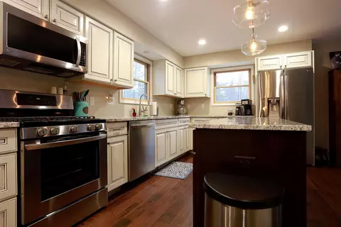 755 Willis, Saline, MI 48176 photo 4