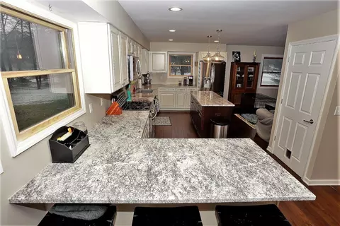 755 Willis, Saline, MI 48176 photo 6