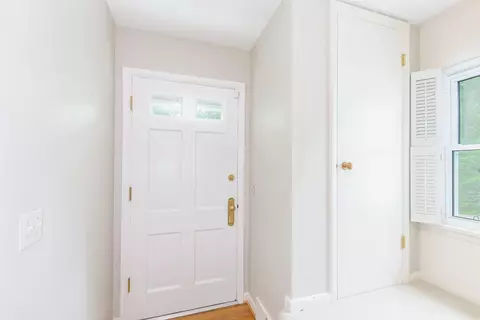 2355 Devonshire Rd, Ann Arbor, MI 48104 photo 13