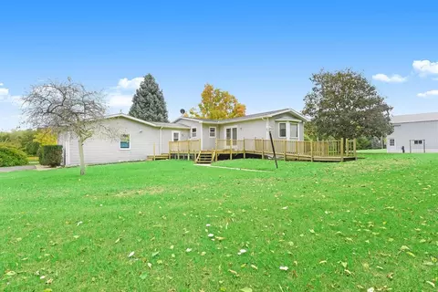 6558 Reilly Dr, Gregory, MI 48137 photo 5